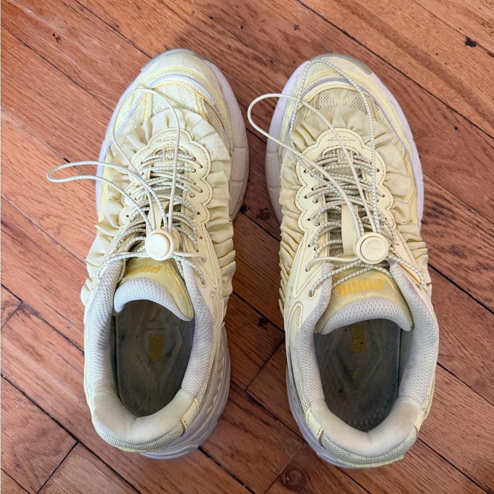 Colina Starda x Puma Yellow Sneakers size 10